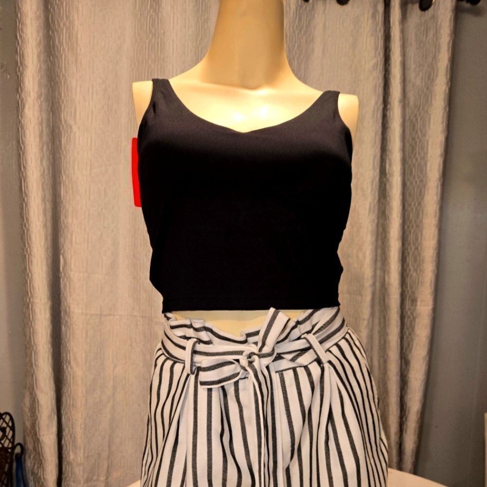Black Sleeveless Top Small Nwt